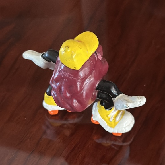 *Vintage* California Raisins PVC Figure, Roller Skater - Picture 4 of 6